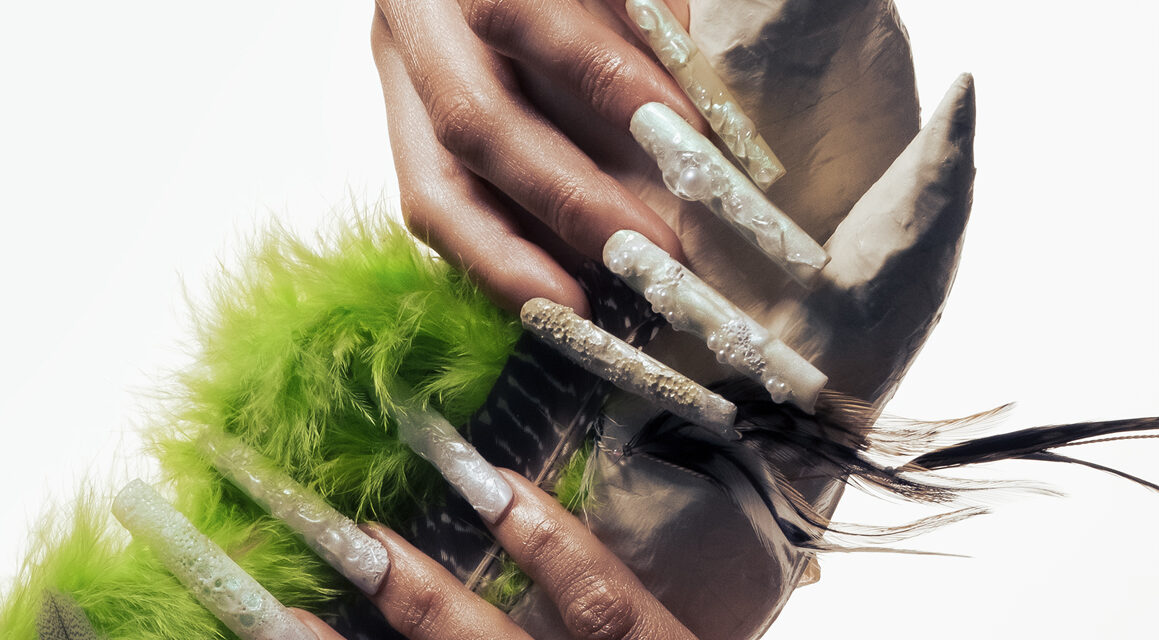 Schön Magazine : Vibranium